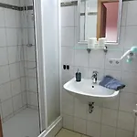 Guest house Hochheimer Schloesschen 3*