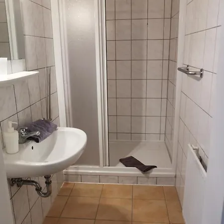 بيت ضيافة Hochheimer Schloesschen إرفورت