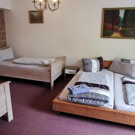 Hochheimer Schloesschen إرفورت