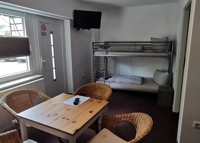 Hochheimer Schloesschen Gæstehus 3*